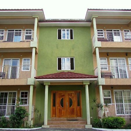 Centrally Located Guest Apartments Kingston Buitenkant foto