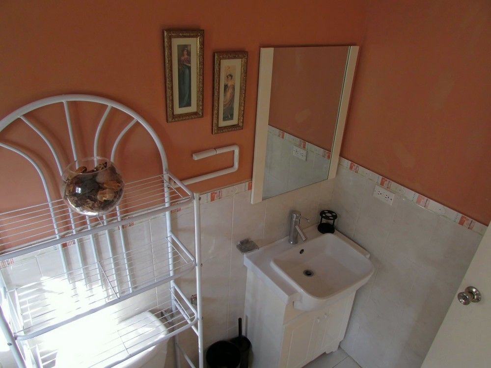 Centrally Located Guest Apartments Kingston Buitenkant foto